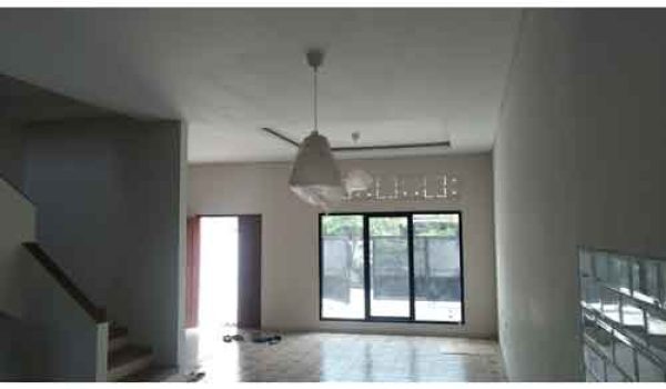 Rumah Baru di Komplek Margahayu Raya