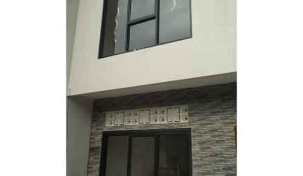 Jual Rumah Baru di Komplek Margahayu Raya