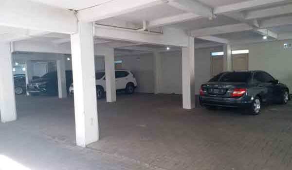 Rumah Minimalis di Jalan Gunung Batu Bandung